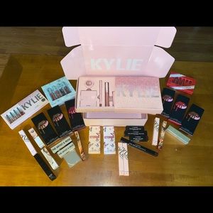 KYLIE, KIM K, MAC, STILLA MAKEUP BUNDLE